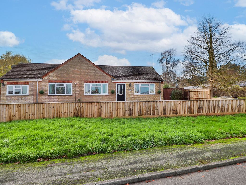 3 bed detached bungalow for sale in Ridgeway, Peterborough PE2 Zoopla