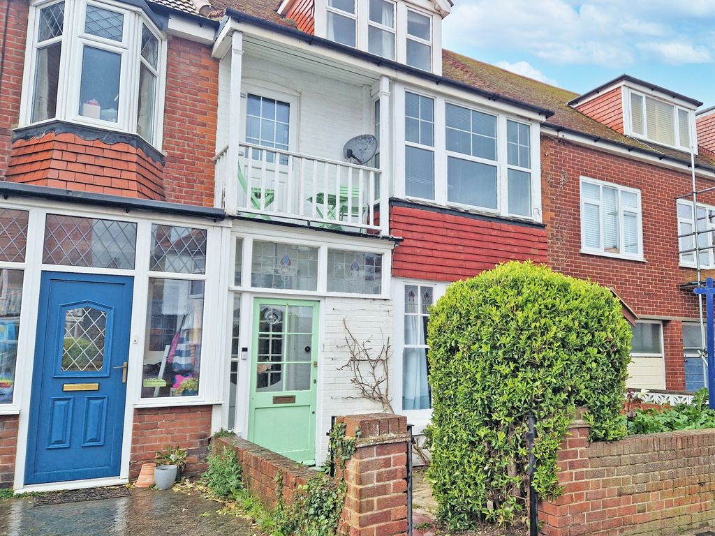 8 bed terraced house to rent in Westcliff Road, Margate CT9 Zoopla