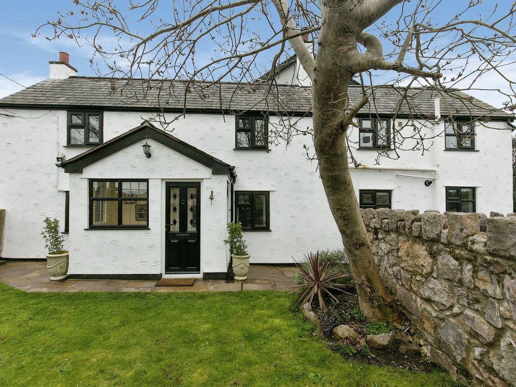 3 bed cottage for sale in Dolwen Road, Llysfaen, Bae Colwyn, Dolwen