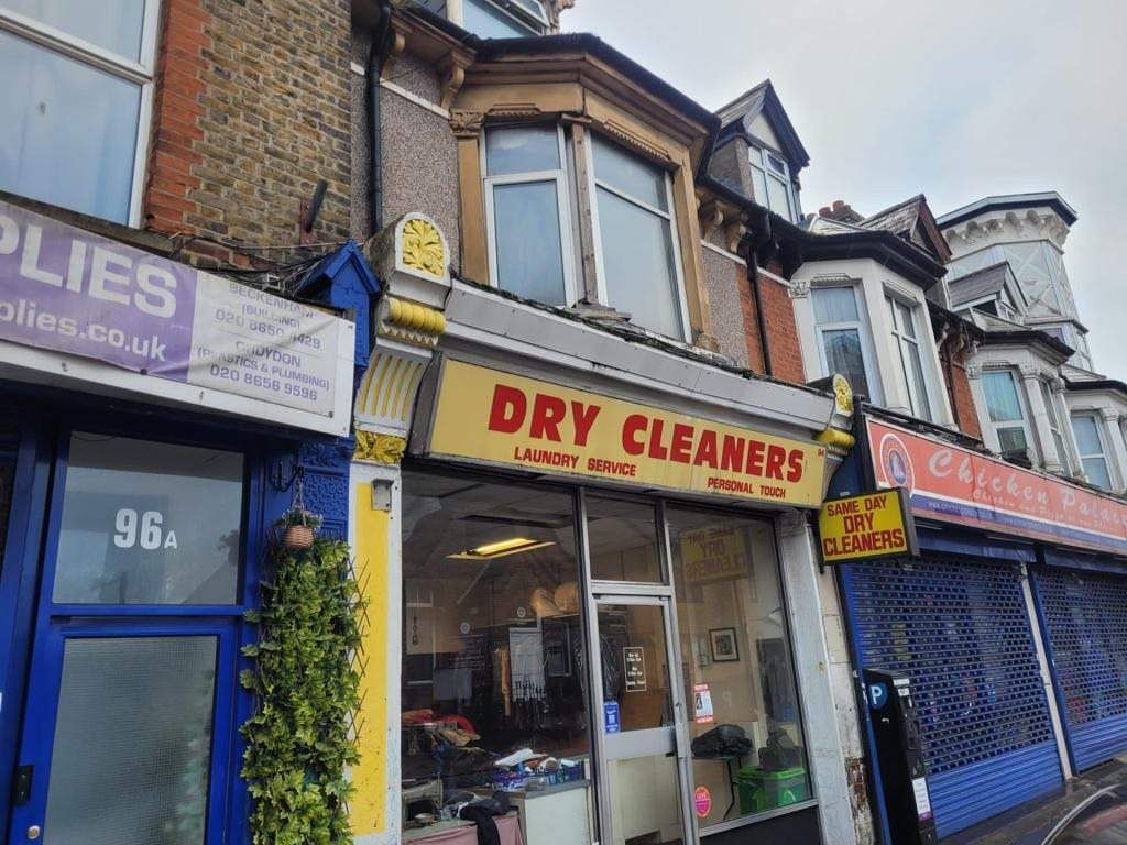 Commercial property for sale in Croydon, England, United Kingdom SE25