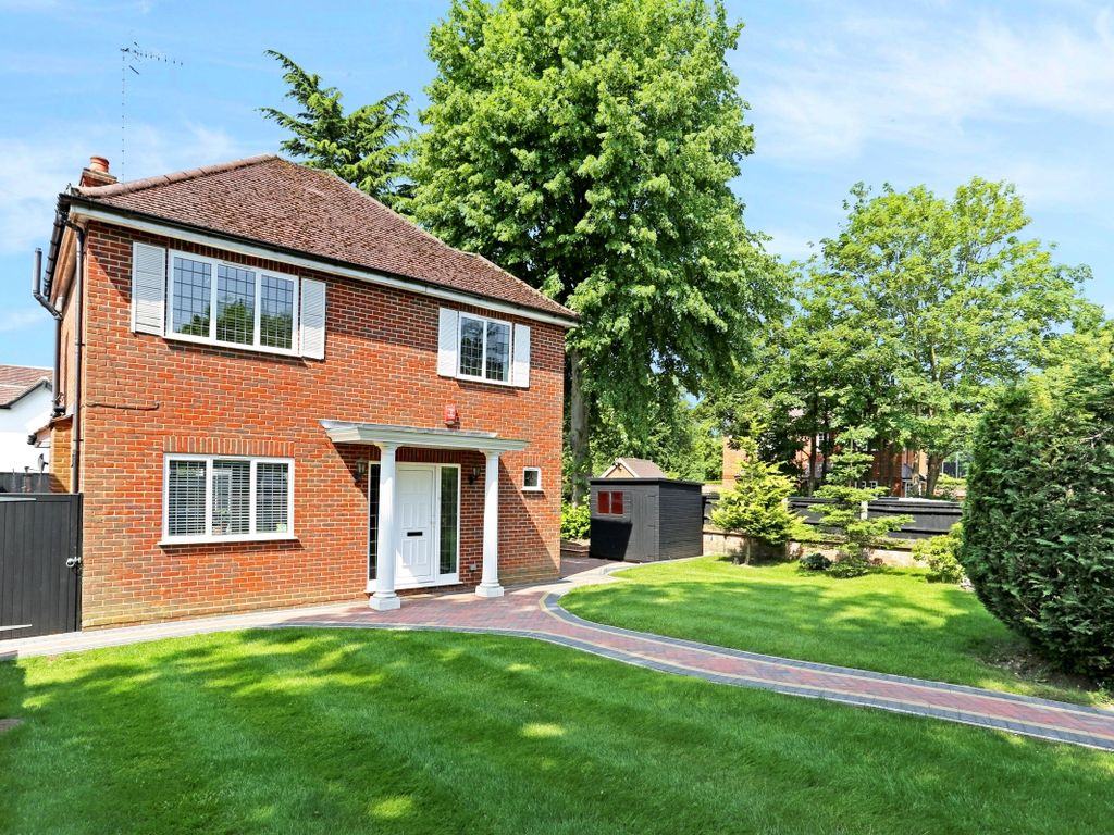 3 bed detached house to rent in Hempstead Road, Watford WD17 Zoopla