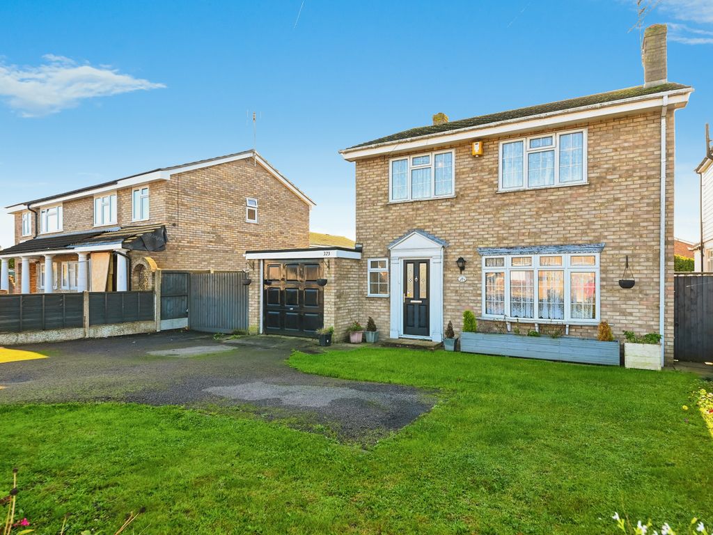 4 bed detached house for sale in St. Johns Road, ClactonOnSea, Essex