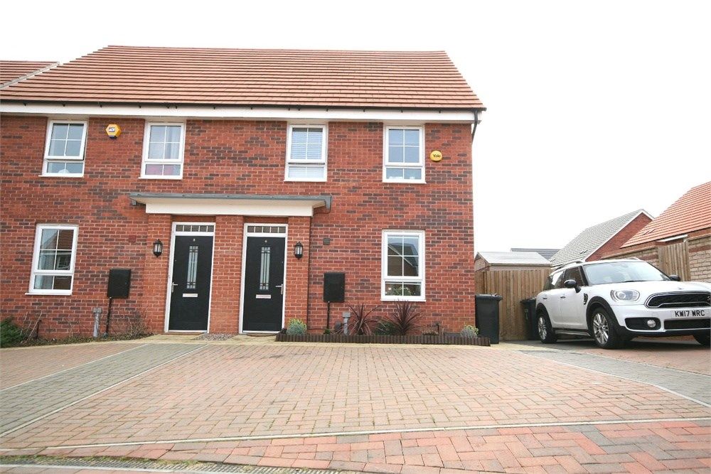 3 bed end terrace house to rent in Mercury Road, Wellingborough NN8