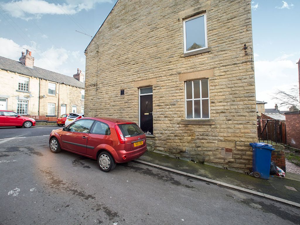 2 bed flat to rent in Snape Hill Road, Darfield, Barnsley, South