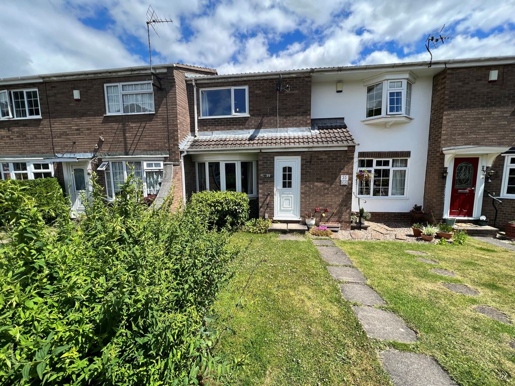 2 bed town house to rent in Lacey Avenue, Hucknall, Nottingham NG15