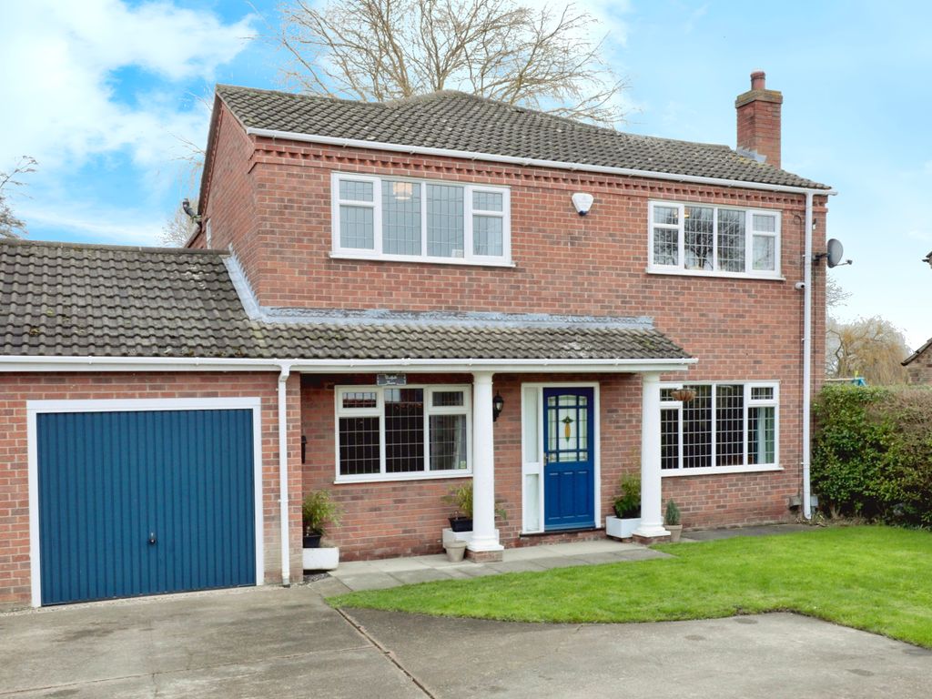 5 bed detached house for sale in West End Road, Epworth, Doncaster DN9, £450,000 Zoopla