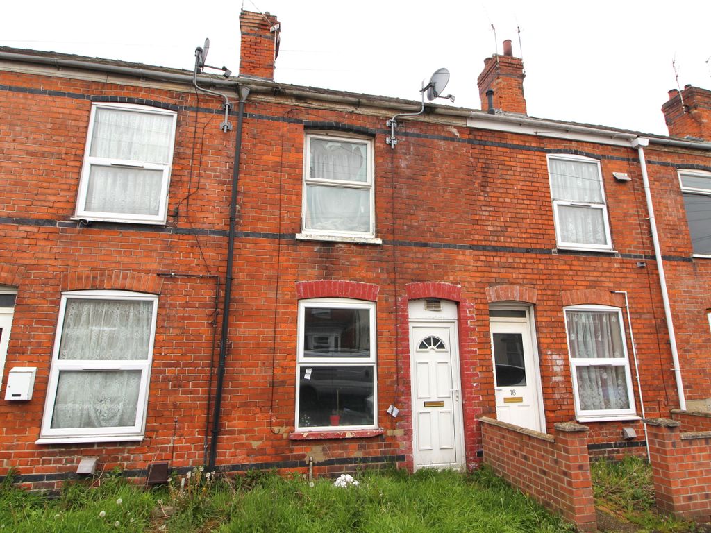 2 bed terraced house for sale in Tennyson Street, Gainsborough