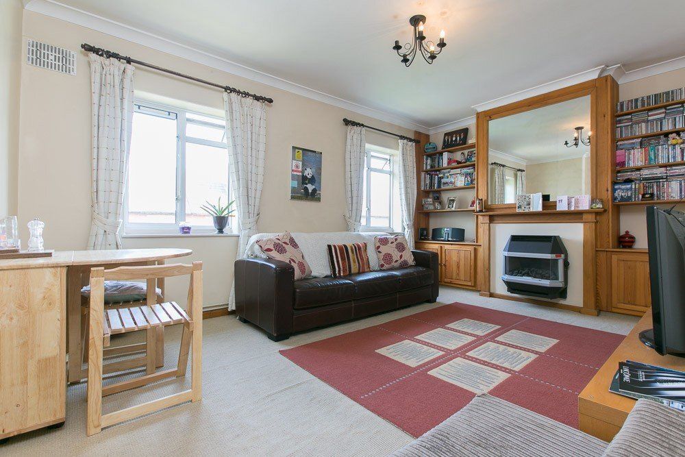 1 bed flat for sale in Dover House Road, London SW15, £415,000 Zoopla