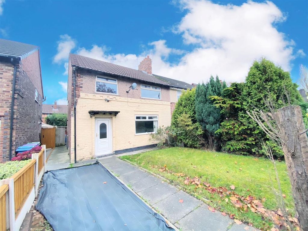 3 bed semidetached house for sale in Larkhill View, West Derby