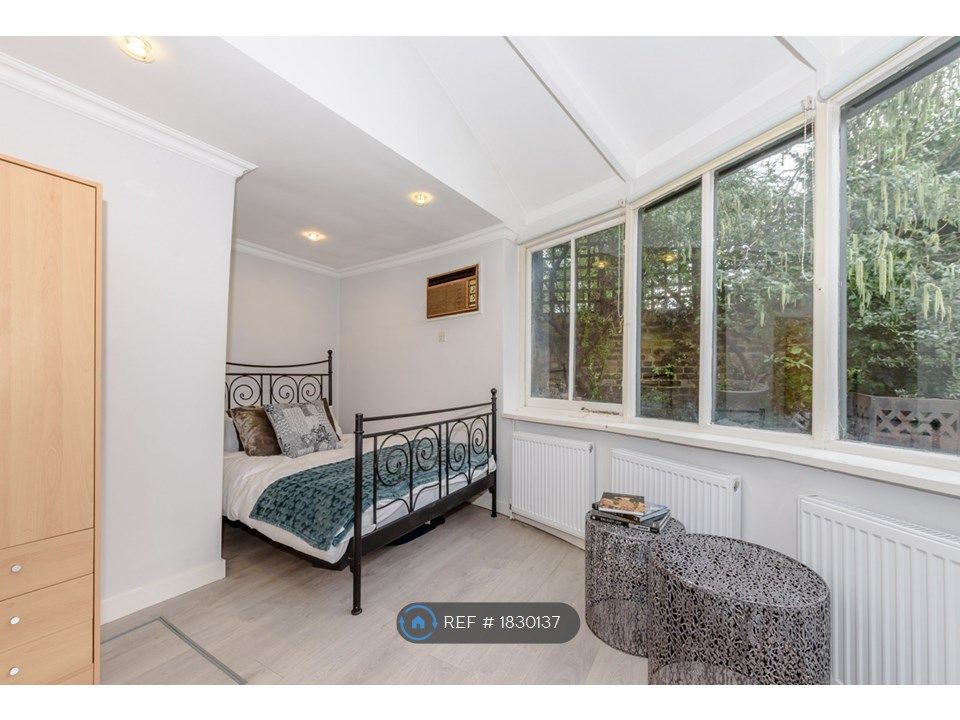 Room to rent in Brixton, London SW9, £1,125 pcm Zoopla