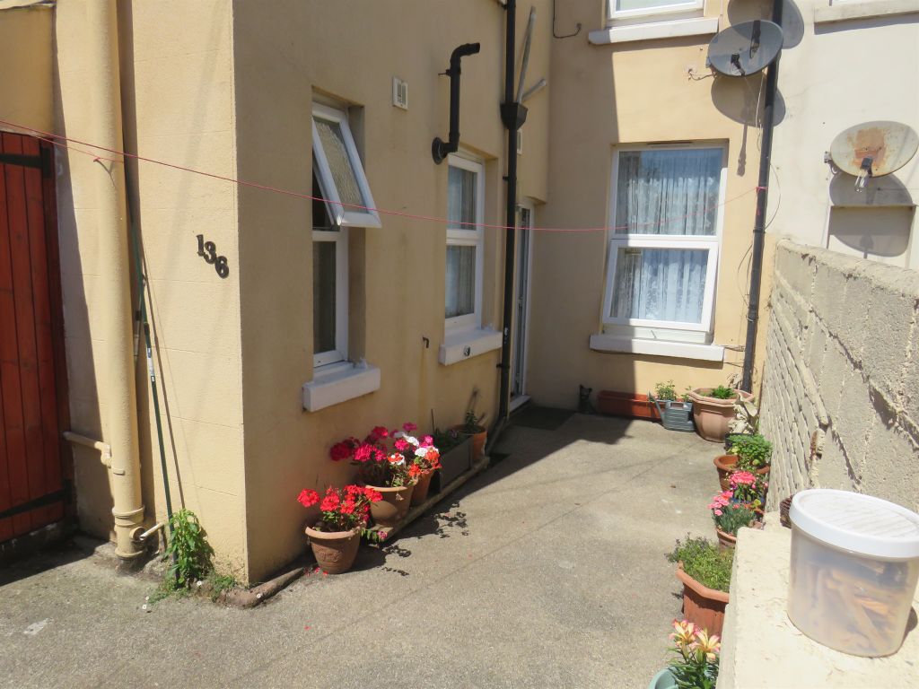 1 bed flat for sale in Torquay Road, Paignton TQ3 Zoopla