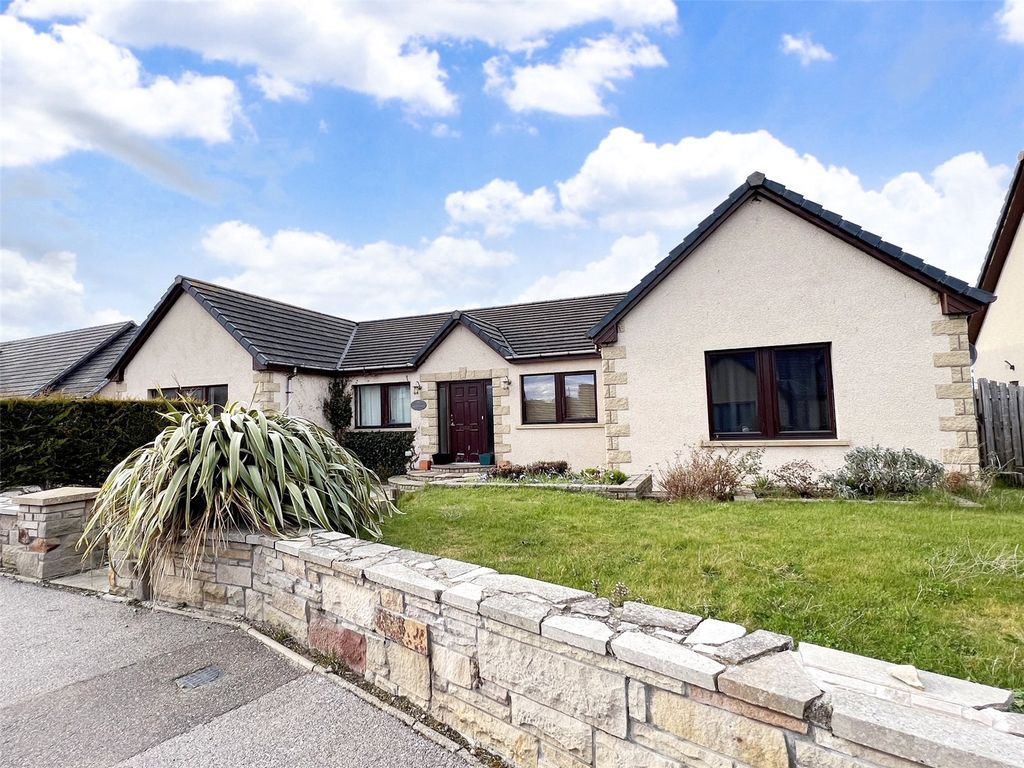 4 bed bungalow for sale in Steading View, Lossiemouth, Moray IV31 Zoopla