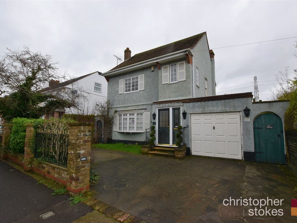 3 bed detached house to rent in Hillview Gardens, Cheshunt, Waltham