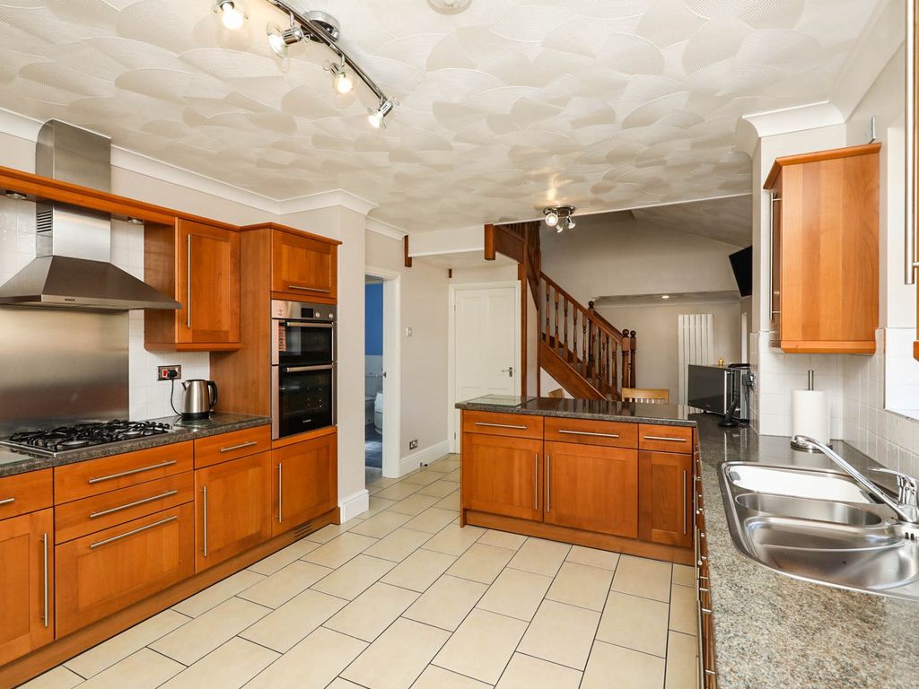 4 bed detached house for sale in New Road, Dinnington, Sheffield S25