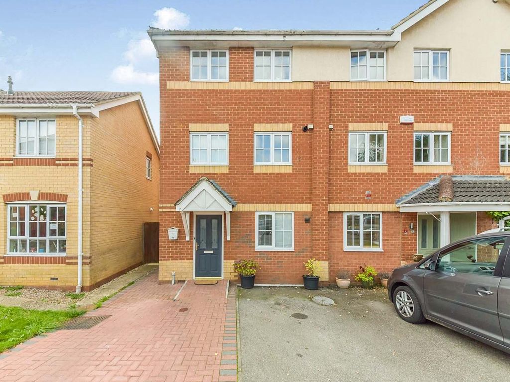 Abbots Close, Kettering NN15  