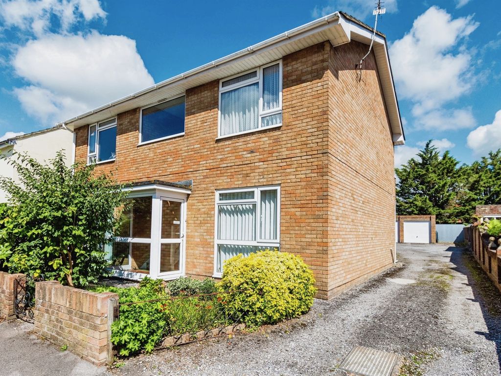 1 bed flat for sale in Nelson Road, Southampton SO15, £165,000 Zoopla