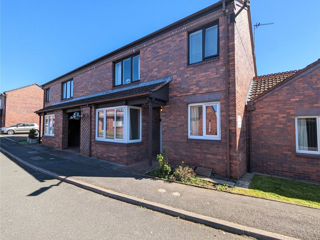2 bed flat for sale in 33 Scaleby Close, Carlisle, Cumbria CA2 Zoopla