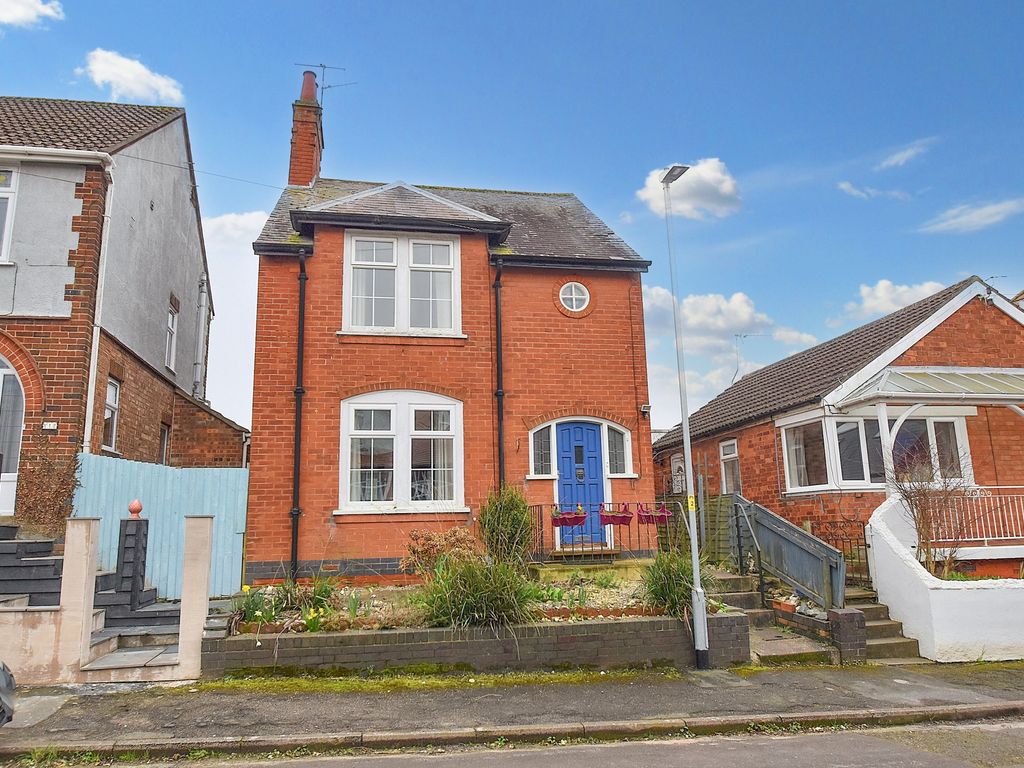 2 bed terraced house for sale in Ocean Avenue, Skegness PE25, £225,000