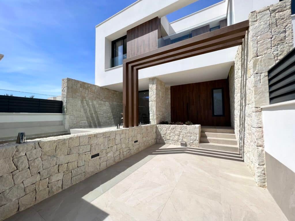 3 bed villa for sale in Dolores, 03150 Dolores, Alicante, Spain, £255,486 Zoopla