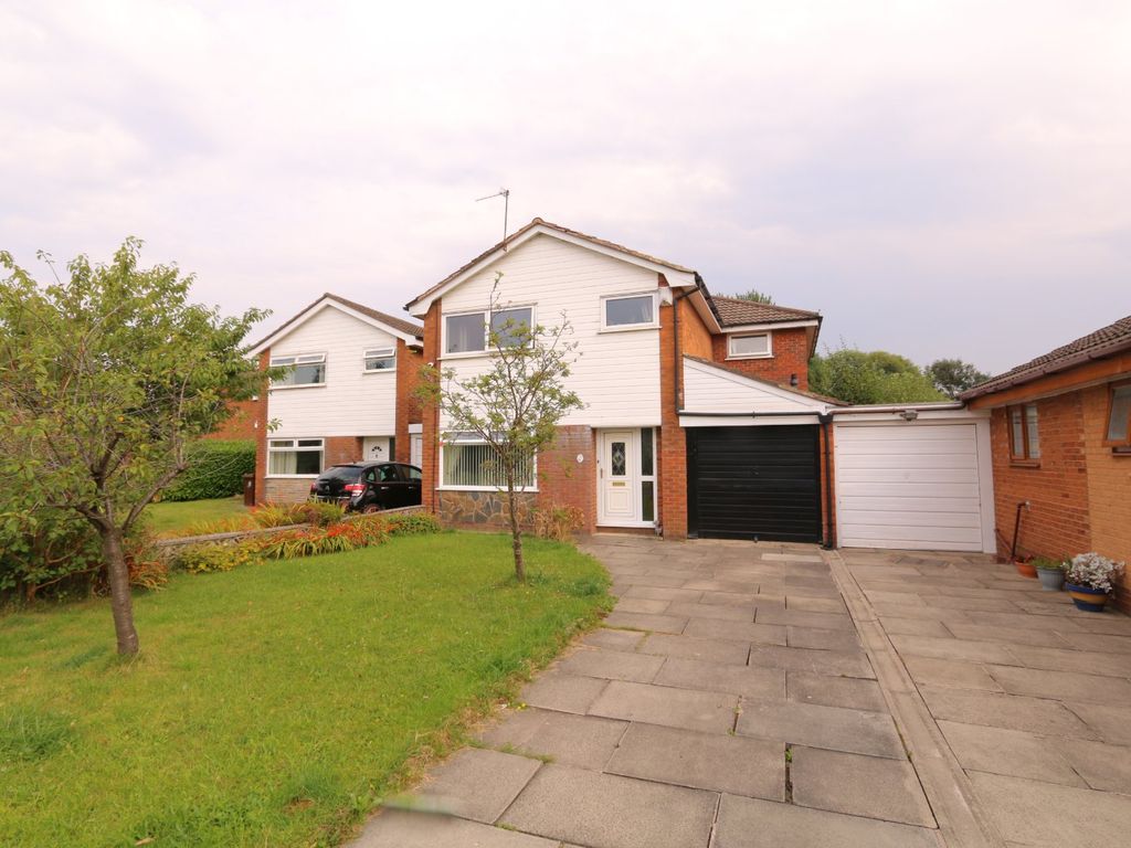 4 bed detached house for sale in Sandbrook Way, Denton, Manchester