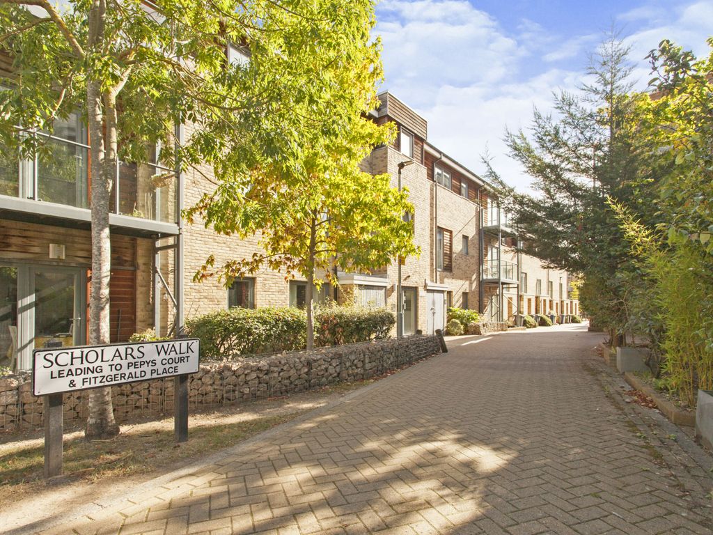 Scholars Walk, Chesterton CB4  