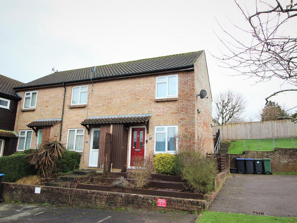 Pavely Close, Chippenham SN15  