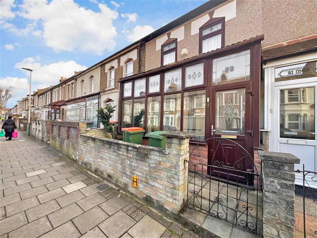 3 bed terraced house for sale in Stafford Road, London E7 Zoopla