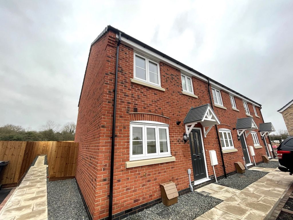 New home, 3 bed terraced house for sale in Roundhouse Way, Loughborough