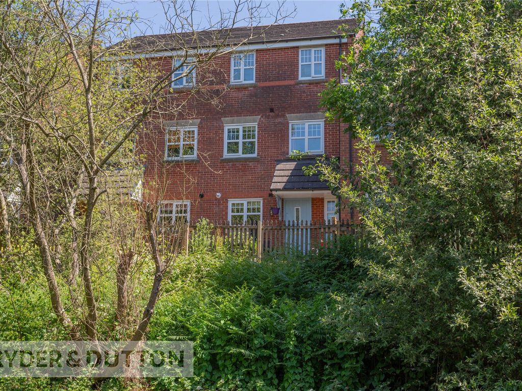 4 bed town house for sale in Coppy Bridge Drive, Firgrove, Rochdale