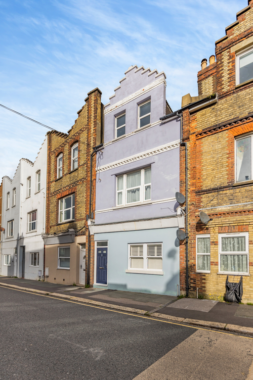 2 bed flat for sale in Bohemia Road, St. LeonardsOnSea TN37, £160,000