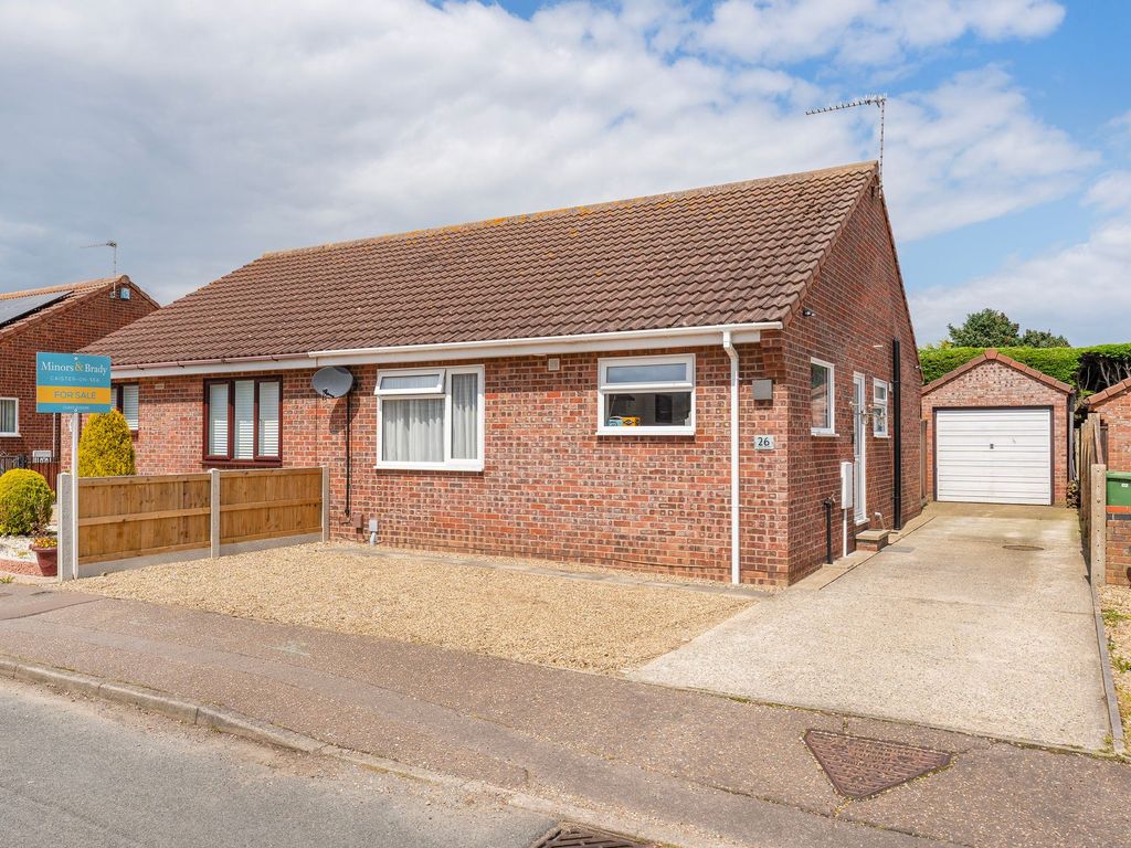 2 bed semidetached bungalow for sale in Covent Garden Road, CaisterOn