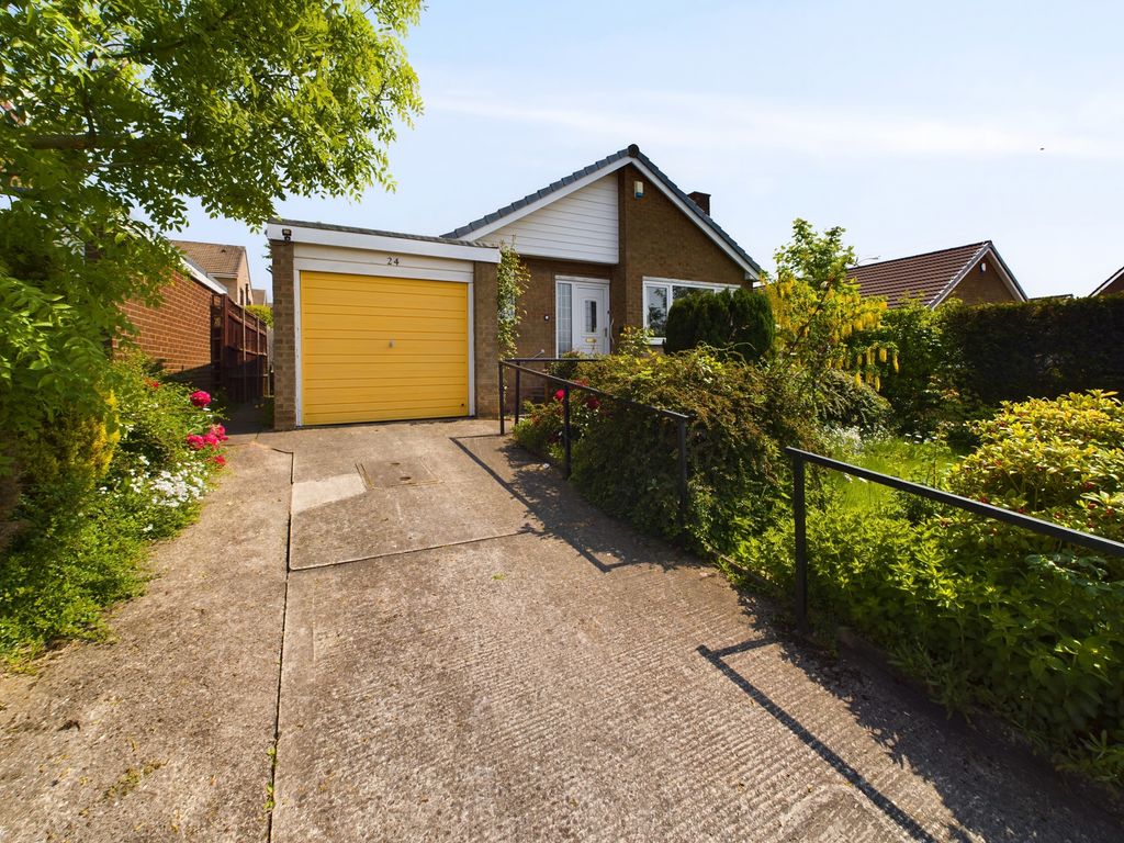 2 bed detached bungalow for sale in Penrhyn Walk, Ardsley, Barnsley S71