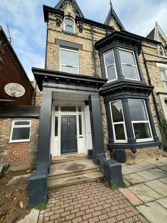 3 bed flat to rent in Victoria Road, Hartlepool TS26, £750 pcm Zoopla