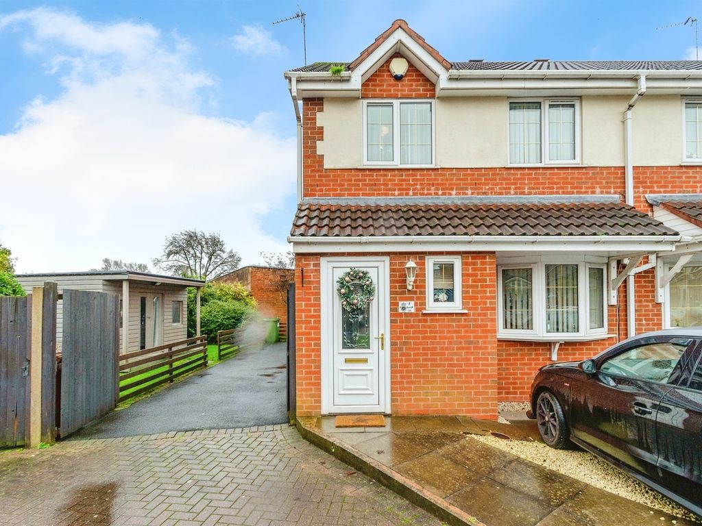 3 bed semidetached house for sale in Bloor Mill Close, Willenhall WV13, £280,000 Zoopla