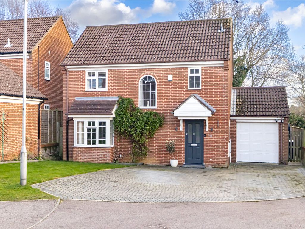 The Lawns, Hemel Hempstead, Hertfordshire HP1  