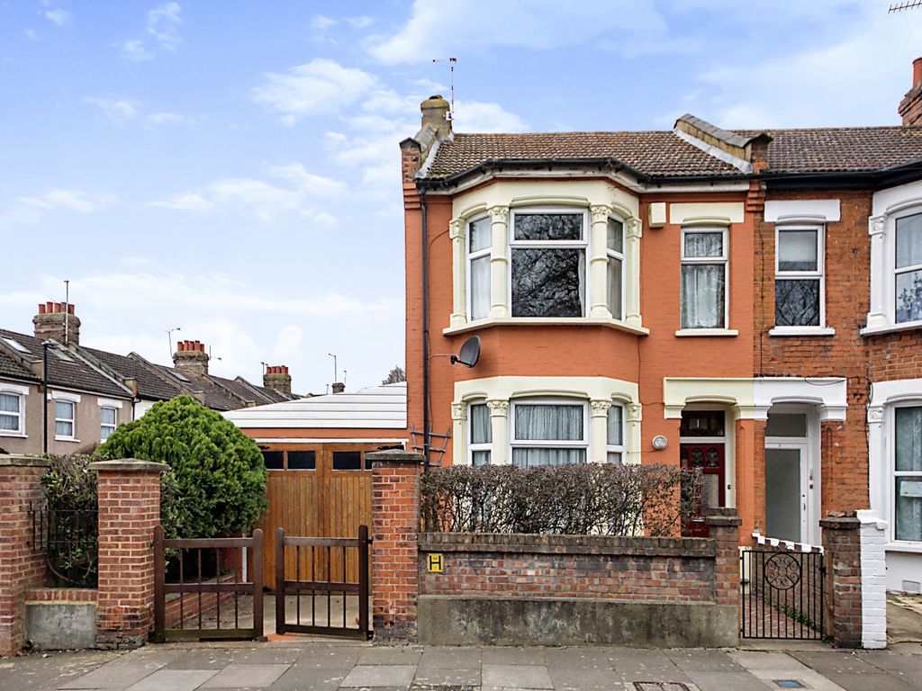 3 bed end terrace house for sale in Sweet Briar Walk, Edmonton N18 Zoopla
