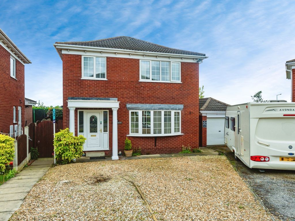 3 bed detached house for sale in Mellwood Grove, Hemingfield, Barnsley