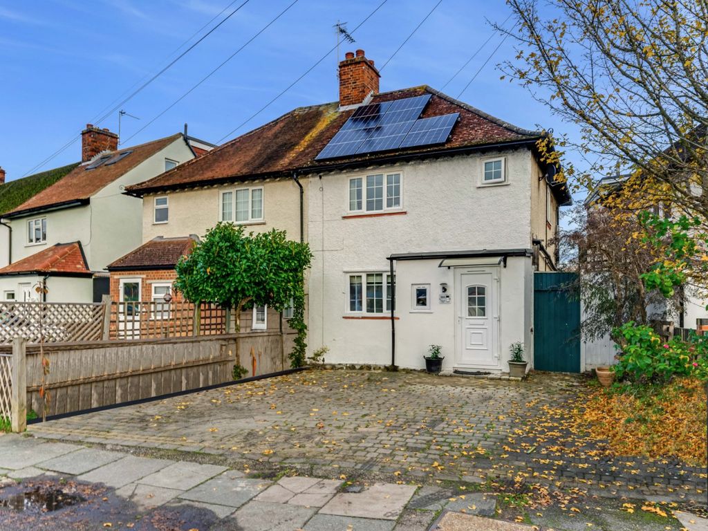 3 bed semidetached house for sale in Dickerage Road, New Malden