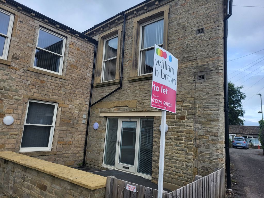 1 bed flat to rent in High Street, Wibsey, Bradford BD6, £600 pcm Zoopla