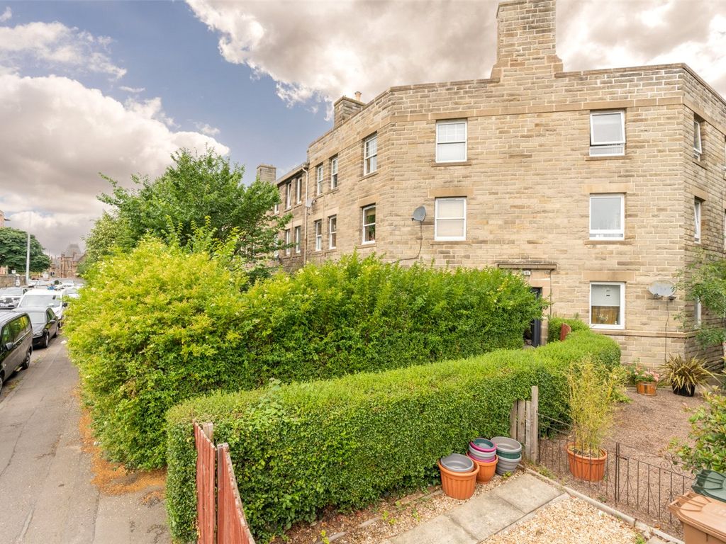 2 bed flat for sale in Broughton Road, Edinburgh EH7 Zoopla