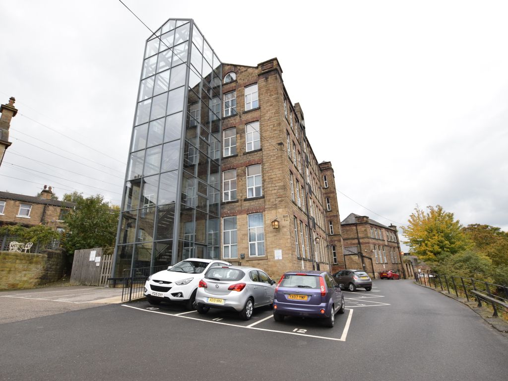 2 bed flat for sale in Fearnley Mill Drive, Huddersfield HD5 Zoopla