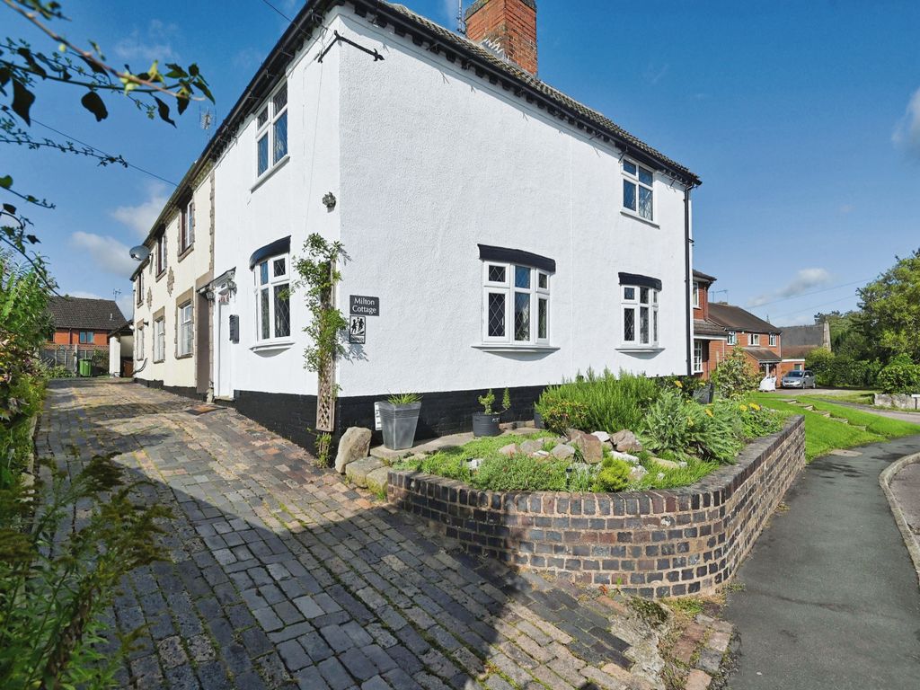 3 bed semidetached house for sale in School Lane, Wolvey, Hinckley