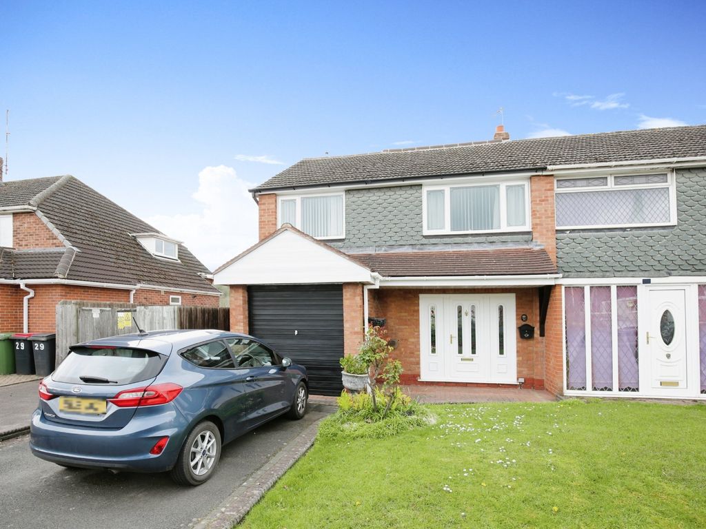 3 bed semidetached house for sale in Pooley View, Polesworth, Tamworth