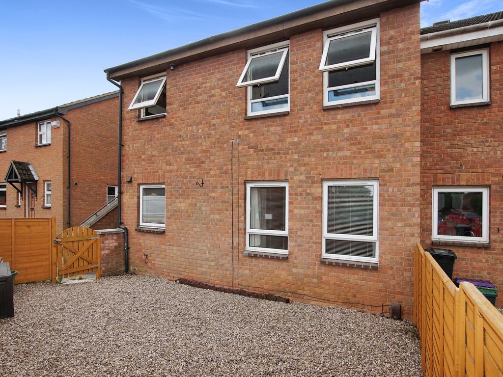 1 bed flat for sale in Bader Close, Yate, Bristol, Gloucestershire BS37 Zoopla