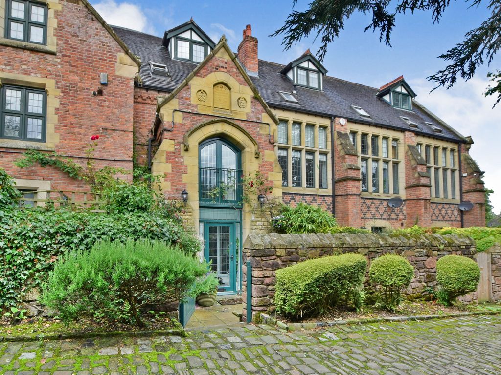 3 bed terraced house for sale in Oldfield Road, Altrincham WA14, £