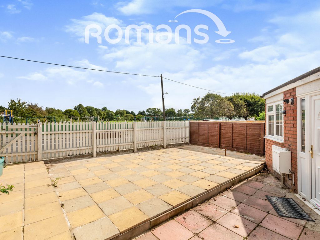 2 bed semidetached house to rent in The Quadrilles, Ableton Lane