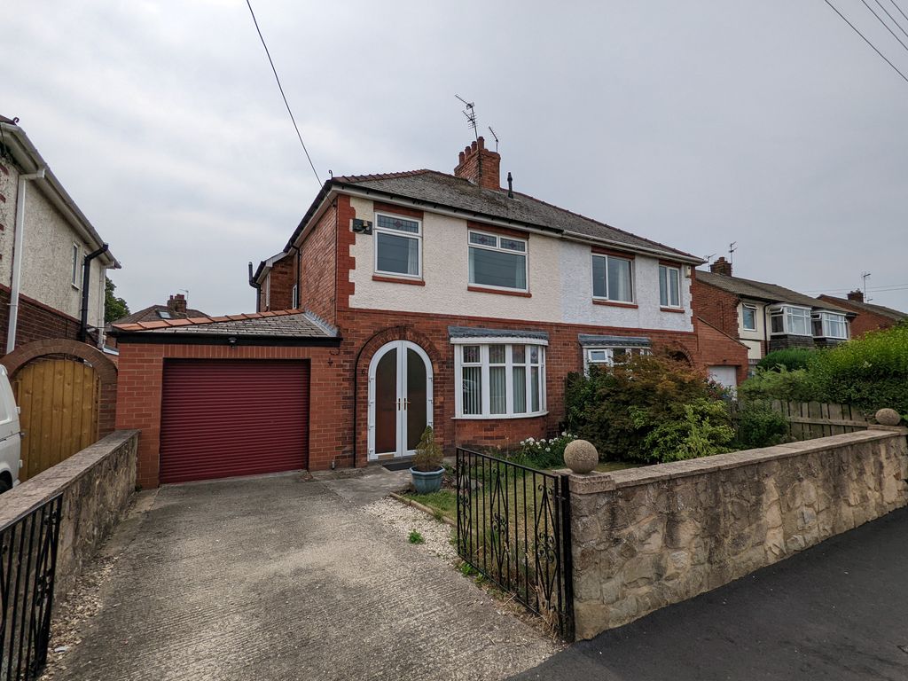 3 bed semidetached house for sale in Brooklands, Auckland DL14