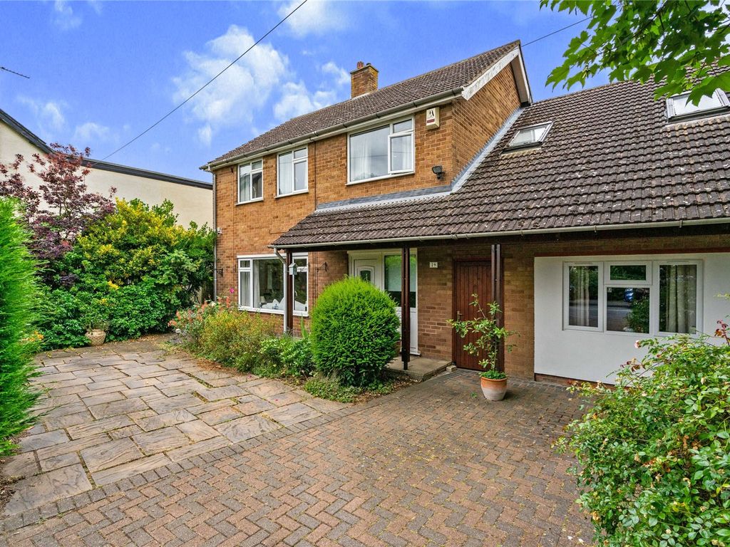 4 bed detached house for sale in High Street, Longstanton, Cambridge