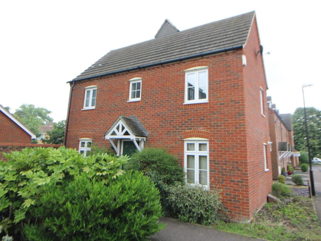 3 bed end terrace house to rent in Brampton Field, Ditton ME20, £1,600