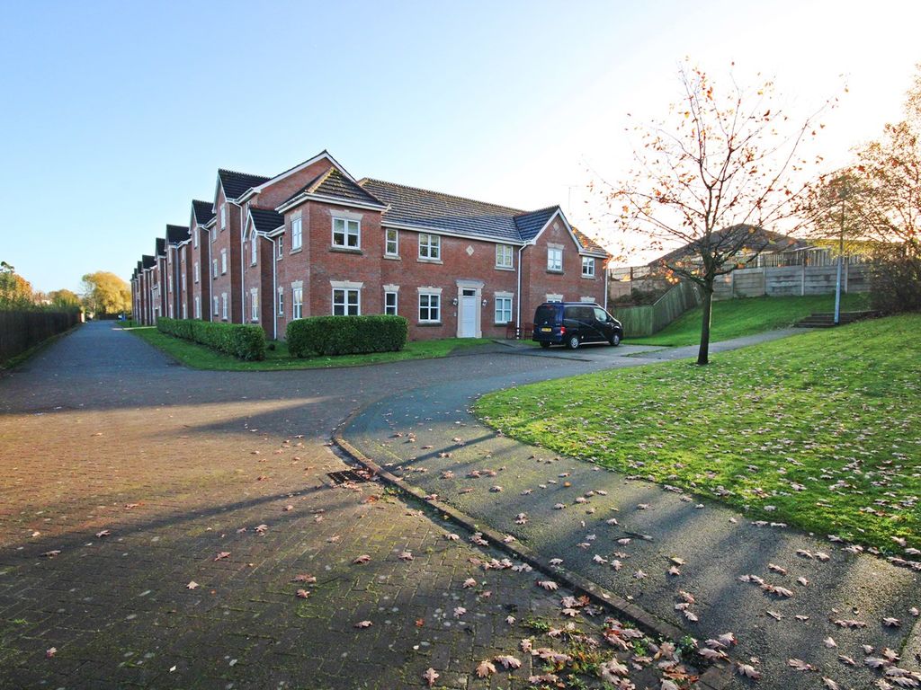 2 bed flat for sale in Chapelside Close, Great Sankey, Warrington WA5 Zoopla